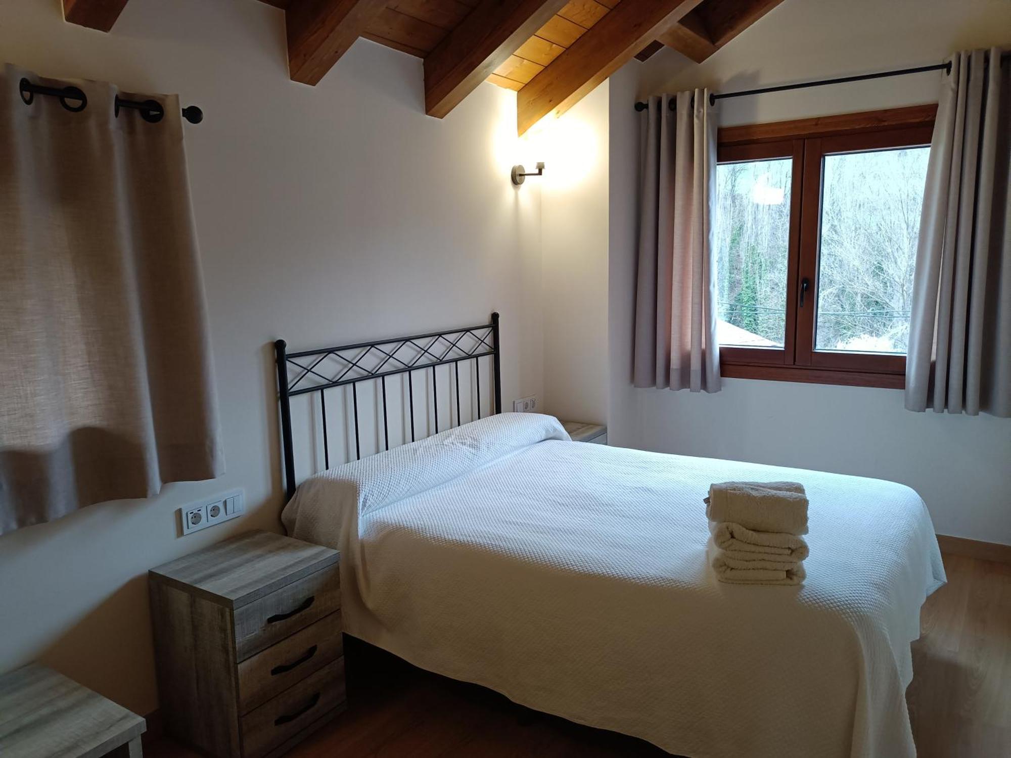 Apartaments Rural Berrós La Guingueta d’Àneu Kültér fotó